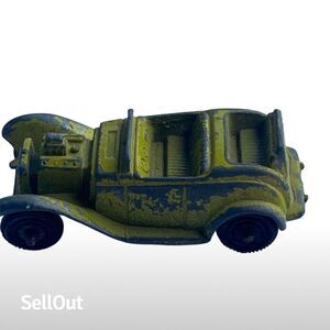 Vintage TootsieToy Yellow‎ Diecast Roadster Car Model Toy